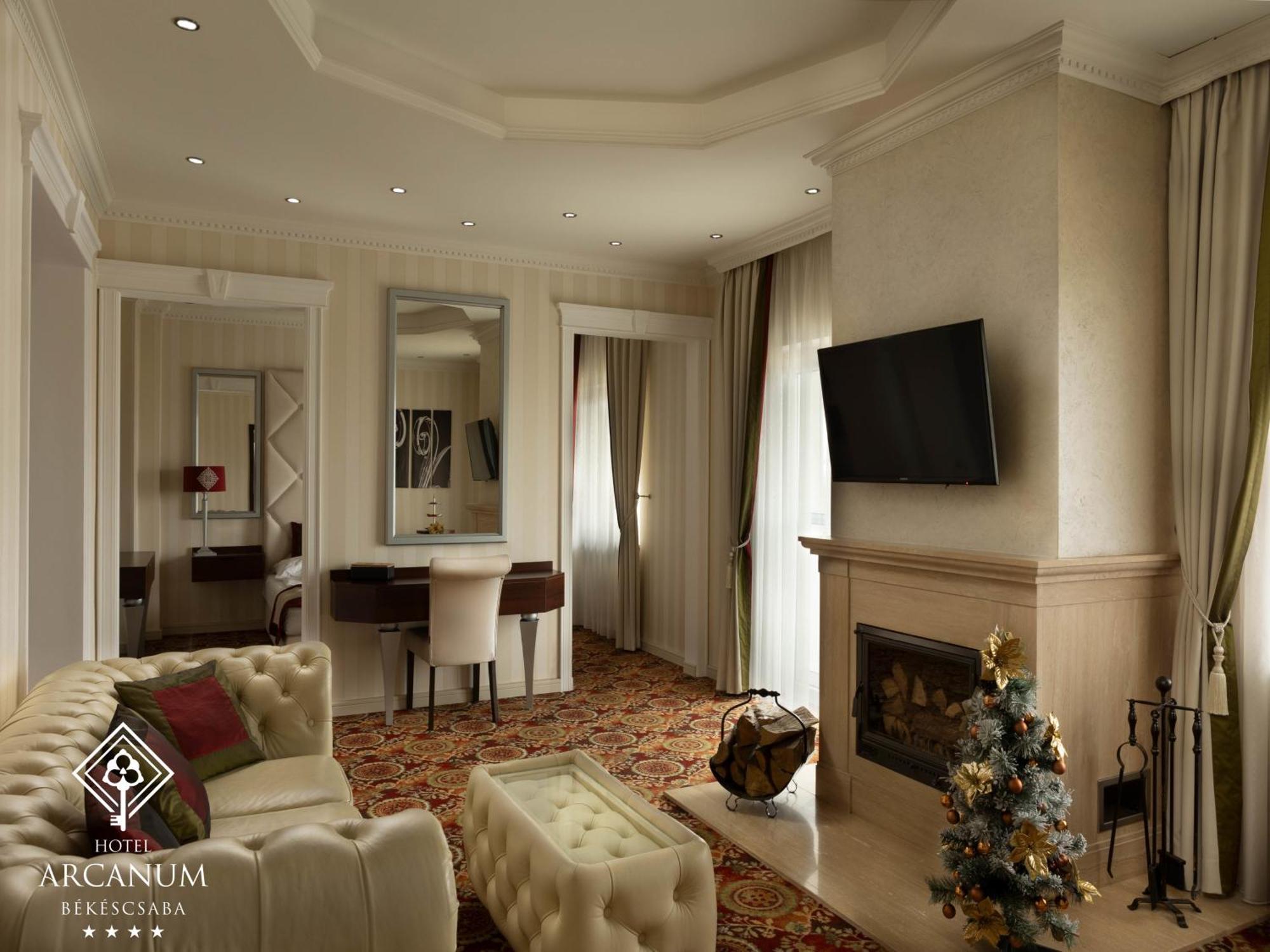 Arcanum Hotel Bekescsaba Extérieur photo