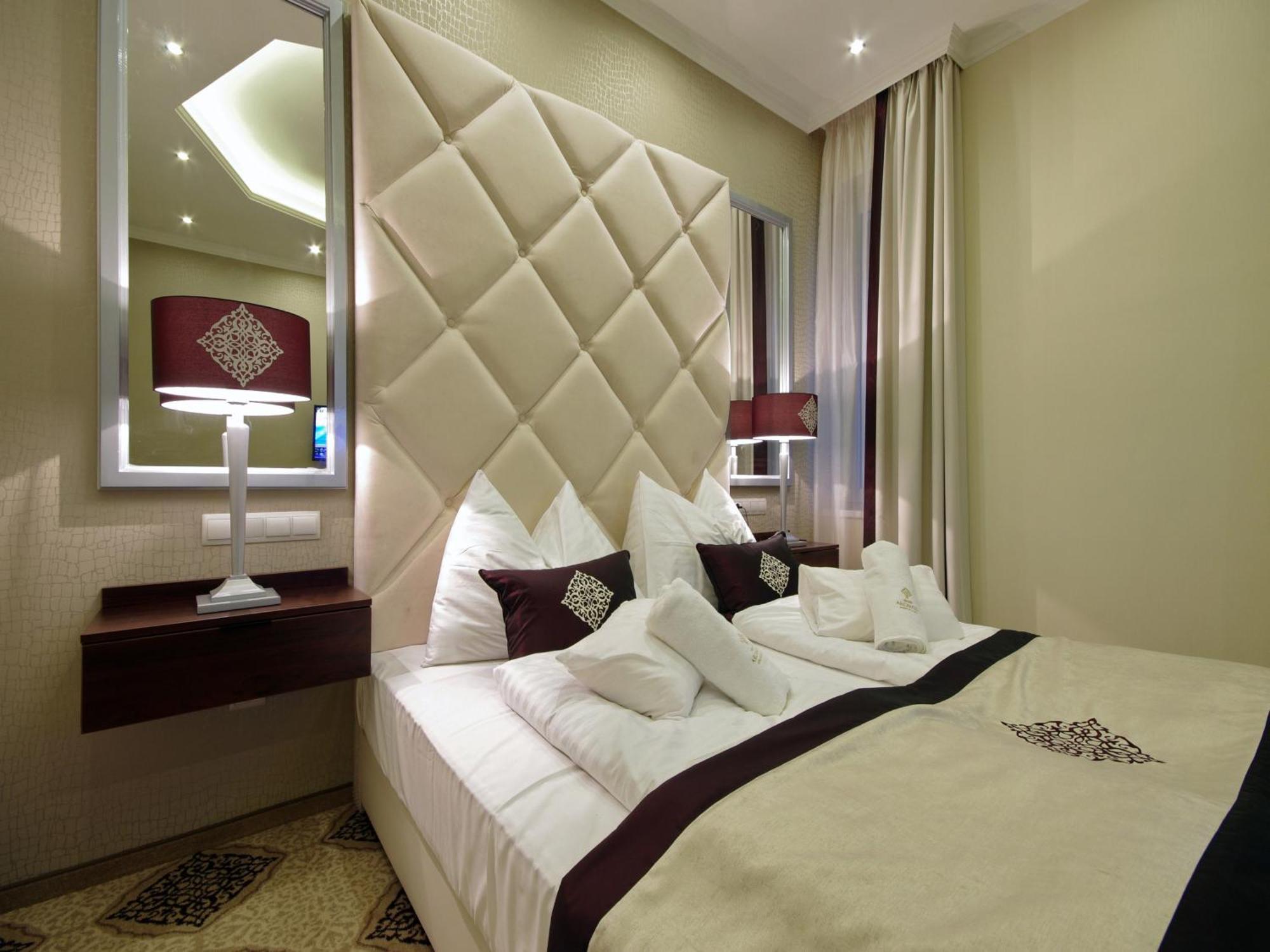 Arcanum Hotel Bekescsaba Extérieur photo