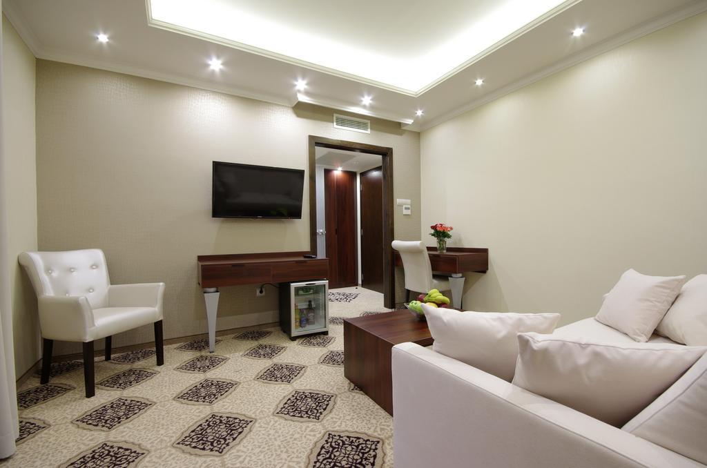 Arcanum Hotel Bekescsaba Chambre photo